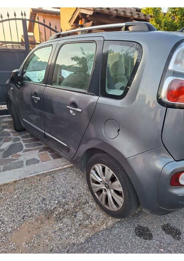 CITROEN C3 PICASSO 1.6HDi 90 EXCLUSIVE STYLE tagli